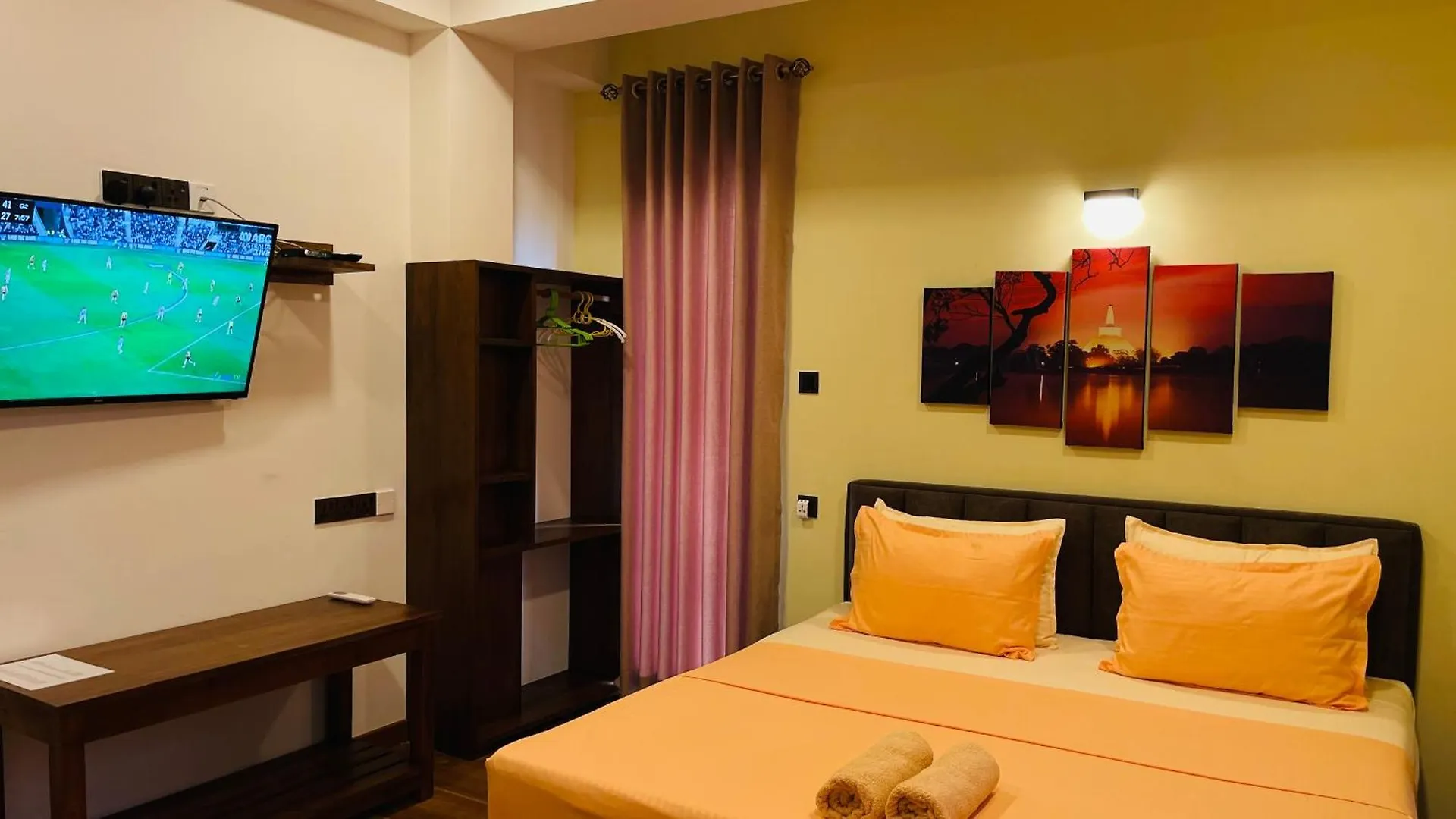 Sun Dove Suite Kandy 0*,